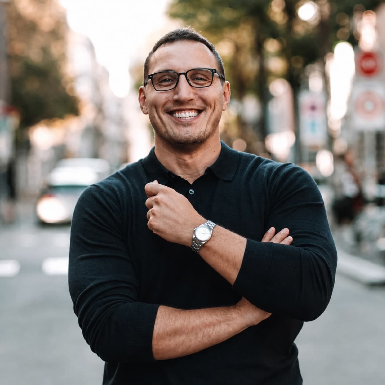Kristian Kabashi · founder of The Blank Collar (AI transformation agency), co-founder of Cybee.ai and Mandeta. Portrait, Zürich.